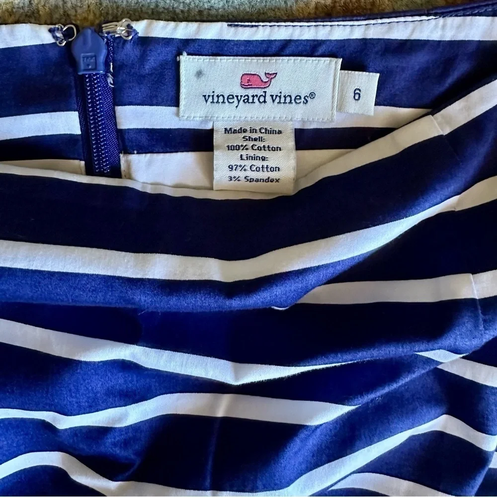 Vineyard Vines Navy Blue and White Cotton Striped Skirt with Red Trim at Bottom - Picture 6 of 7